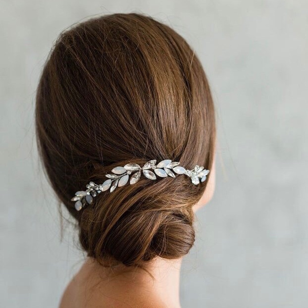 NEW IN BOX $230 Brides & Hairpins Monroe Halo Comb in GOLD